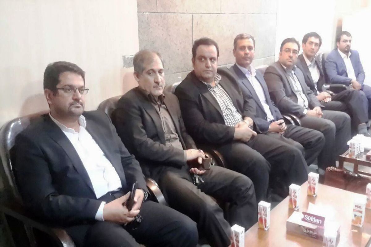 مدیرکل راه و شهرسازی از ائتلاف های انتخاباتی استان قزوین بازدید کرد