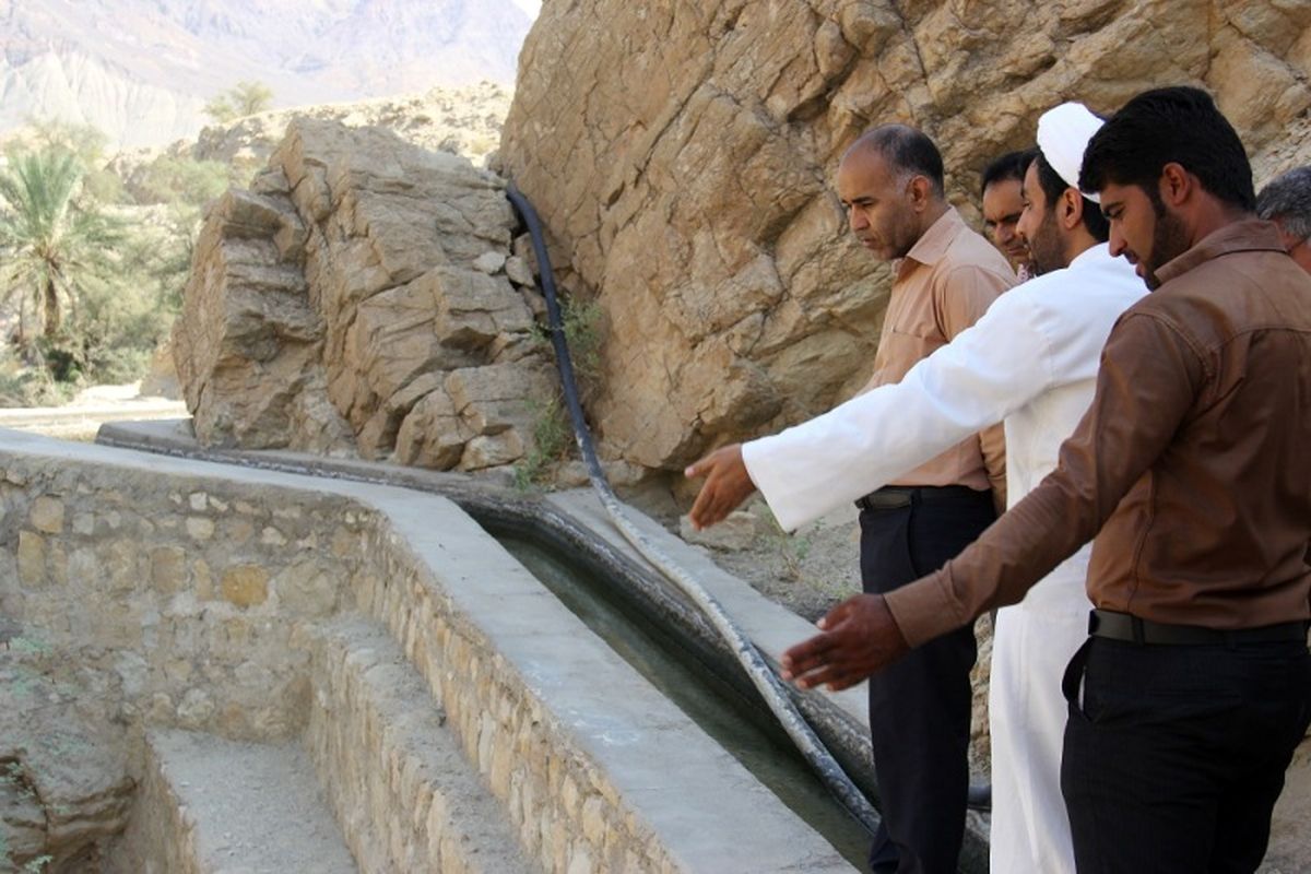 رفع مشکل کمبود آب شرب روستاهای آوین توابع شهرستان بندرعباس
