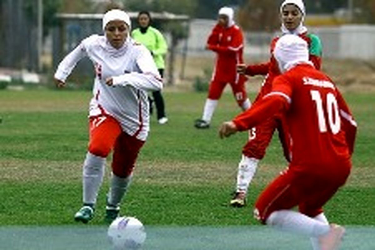 تیم فوتبال بانوان همیاری شهرداری ارومیه به یک برد شیرین خارج از خانه دست پیدا کرد
