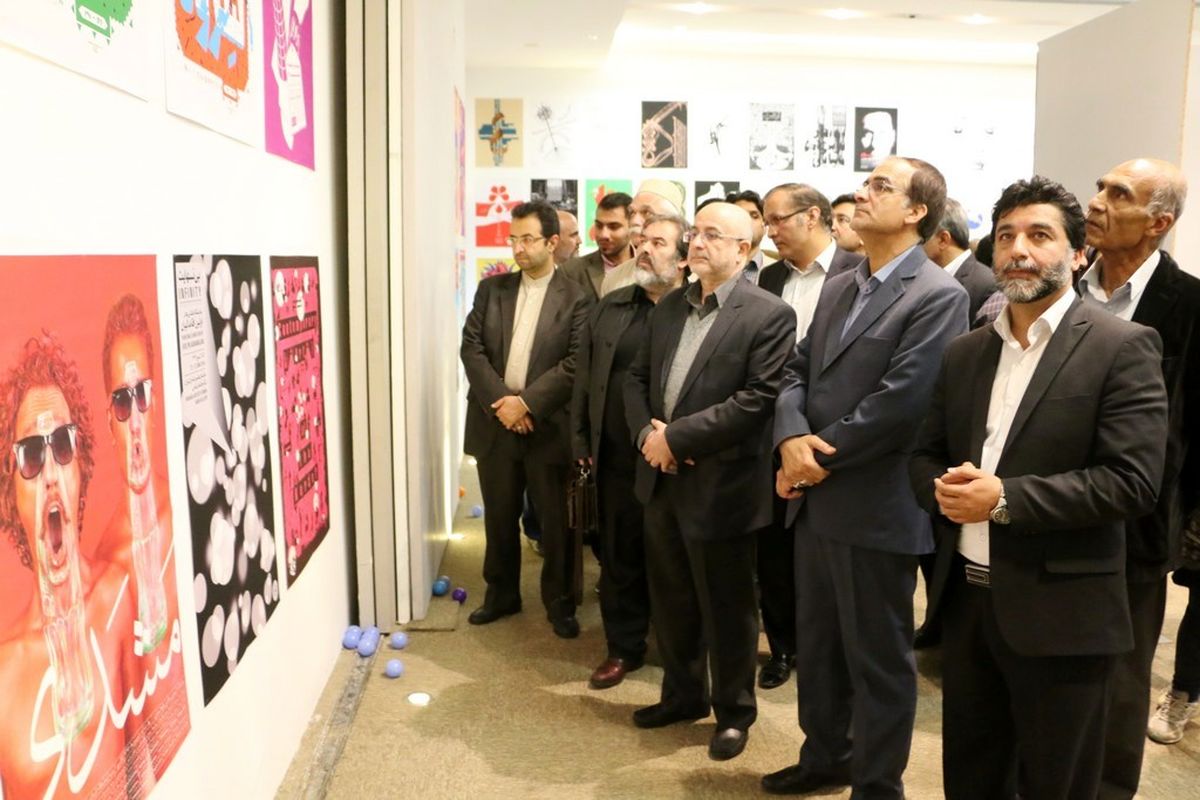 آیین گرامیداشت چهارمین دوسالانه گرافیک ایران برگزارشد/