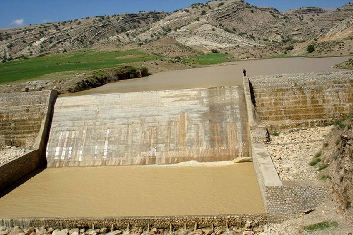 استحصال ۱۵۷ میلیون متر مکعب بارش پاییزی توسط سازه آبخیزداری
