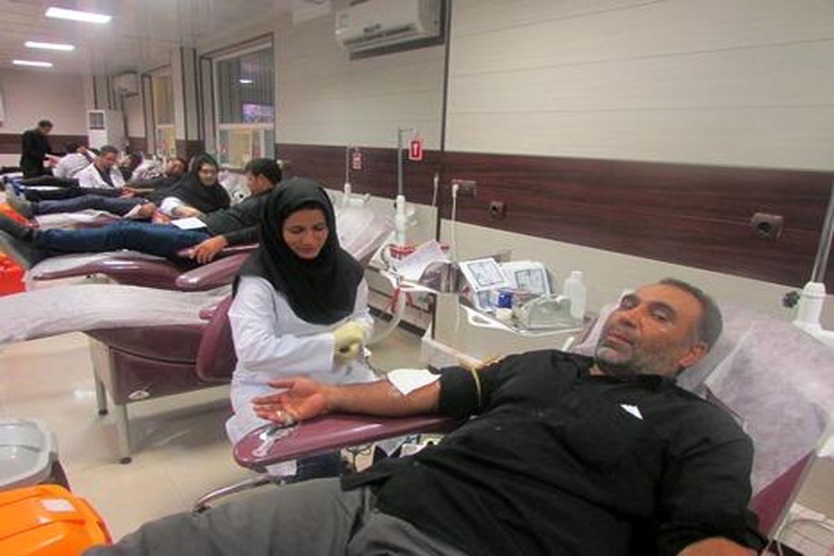 مردم هرمزگان ۹۲۵ واحد خون در روزهای تاسوعا و عاشورای حسینی ( ع) اهدا کردند