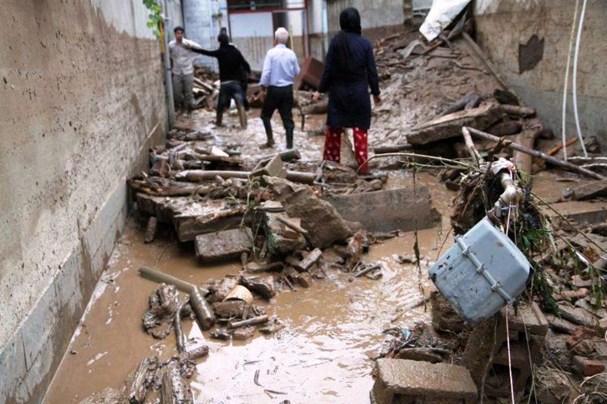 امدادرسانی به ۲۵۵ نفر و تخلیه آب از ۵۵ واحد مسکونی