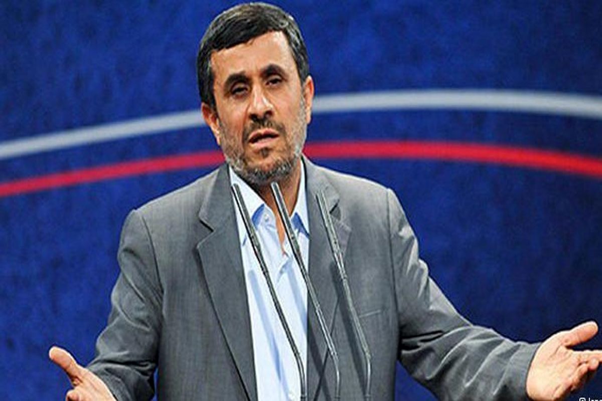 احمدی‌نژاد: من انقلاب را از دست سکولارها نجات دادم