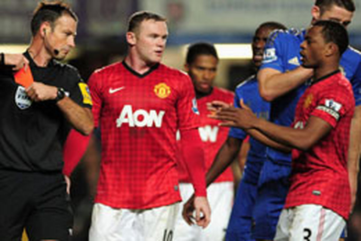 گاف وحشتناک همسر بازیکن سرخ پوشان قبل از بازی! + عکس