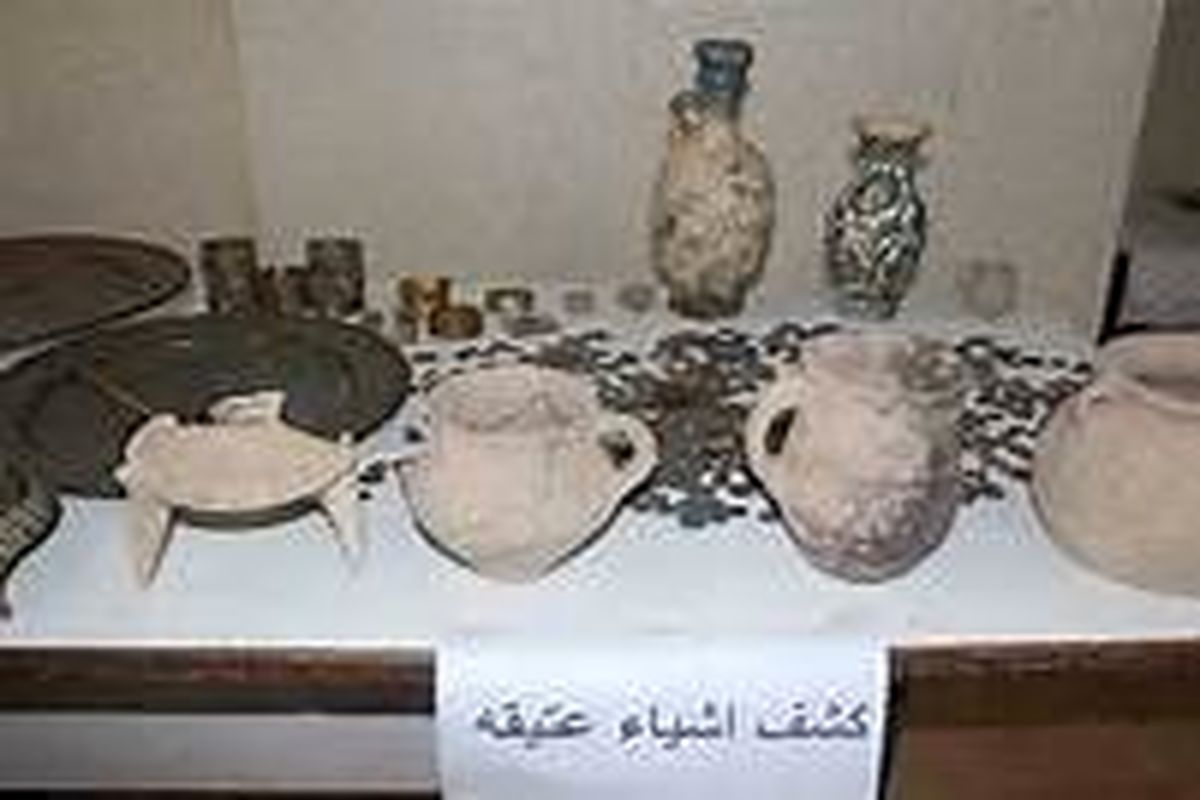 کشف اشیای عتیقه در شهرستان ماهشهر