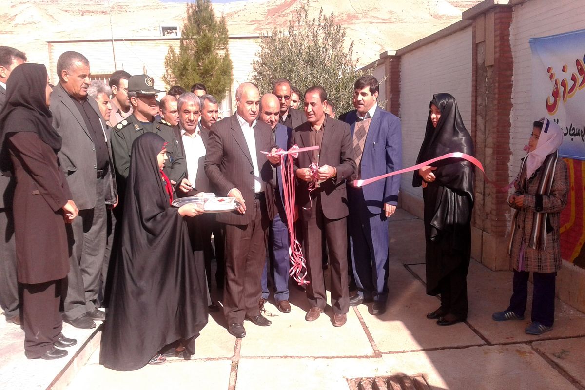 افتتاح طرح حیاط پویا در آموزشگاه استثنایی امام سجاد (ع) پلدختر