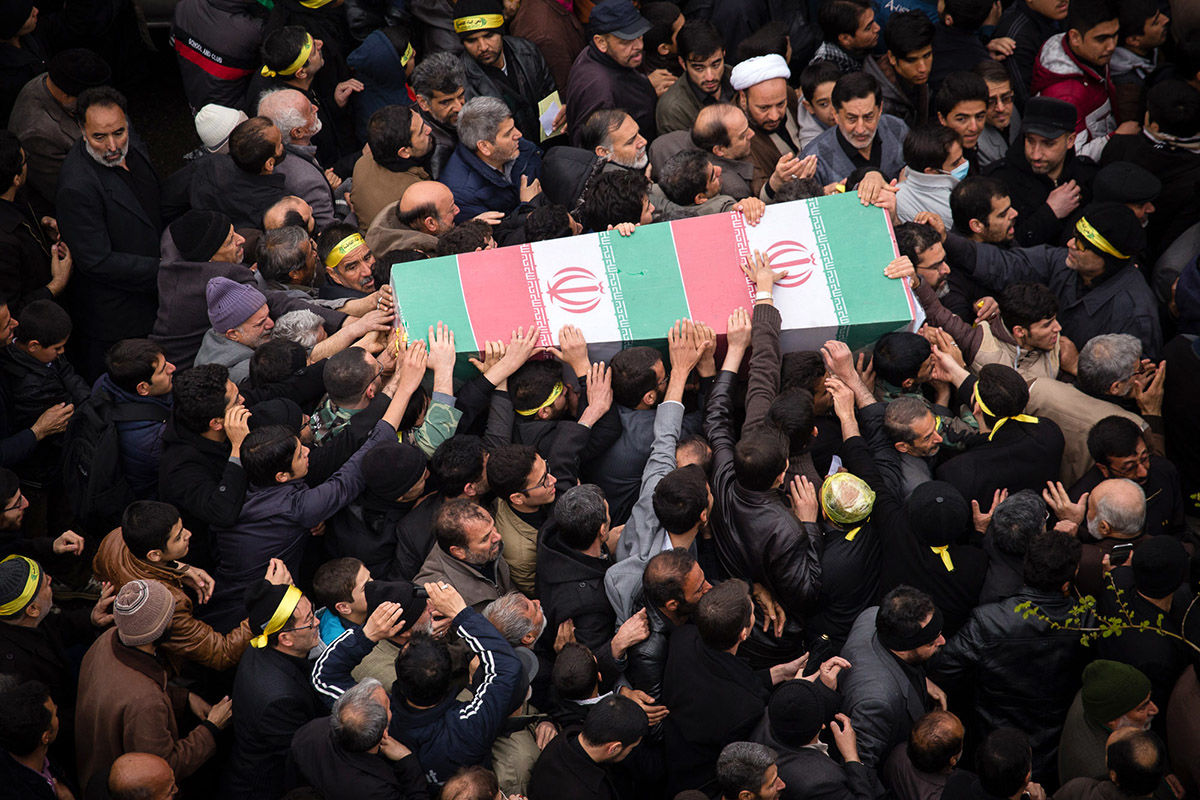 برگزاری مراسم تشییع سه شهید نیروی انتظامی در استان فارس