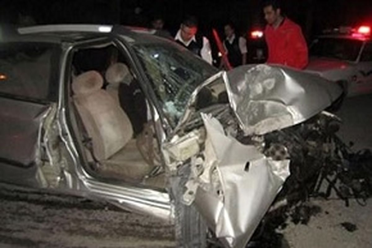 یک کشته بر اثر تصادف خودروی پژو با کامیون در جاده ساوه به همدان