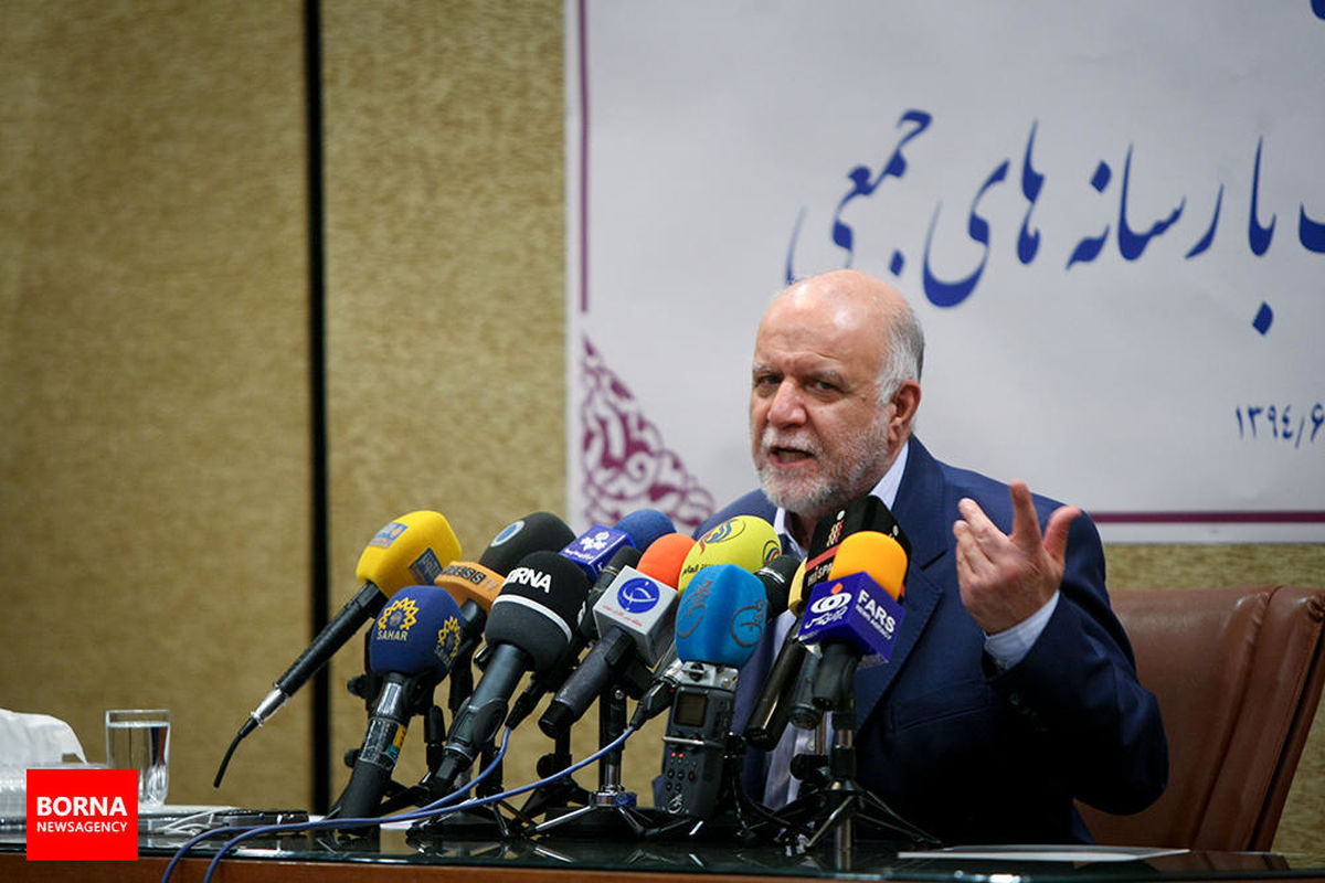 ایران روزانه ٣٥٠ هزار بشکه نفت به هند صادر می‌کند / وزیر نفت هند:
دهلی نو آماده سرمایه گذاری ٢٠ میلیارد دلاری در بندر چابهار است