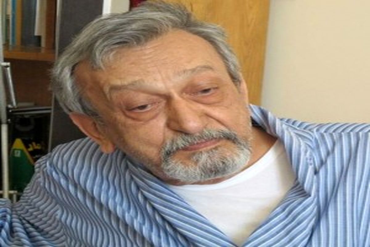 هوشنگ گلمکانی : جمشید ارجمند به خاطر هزینه های بیمارستان به خانه منتقل می شود