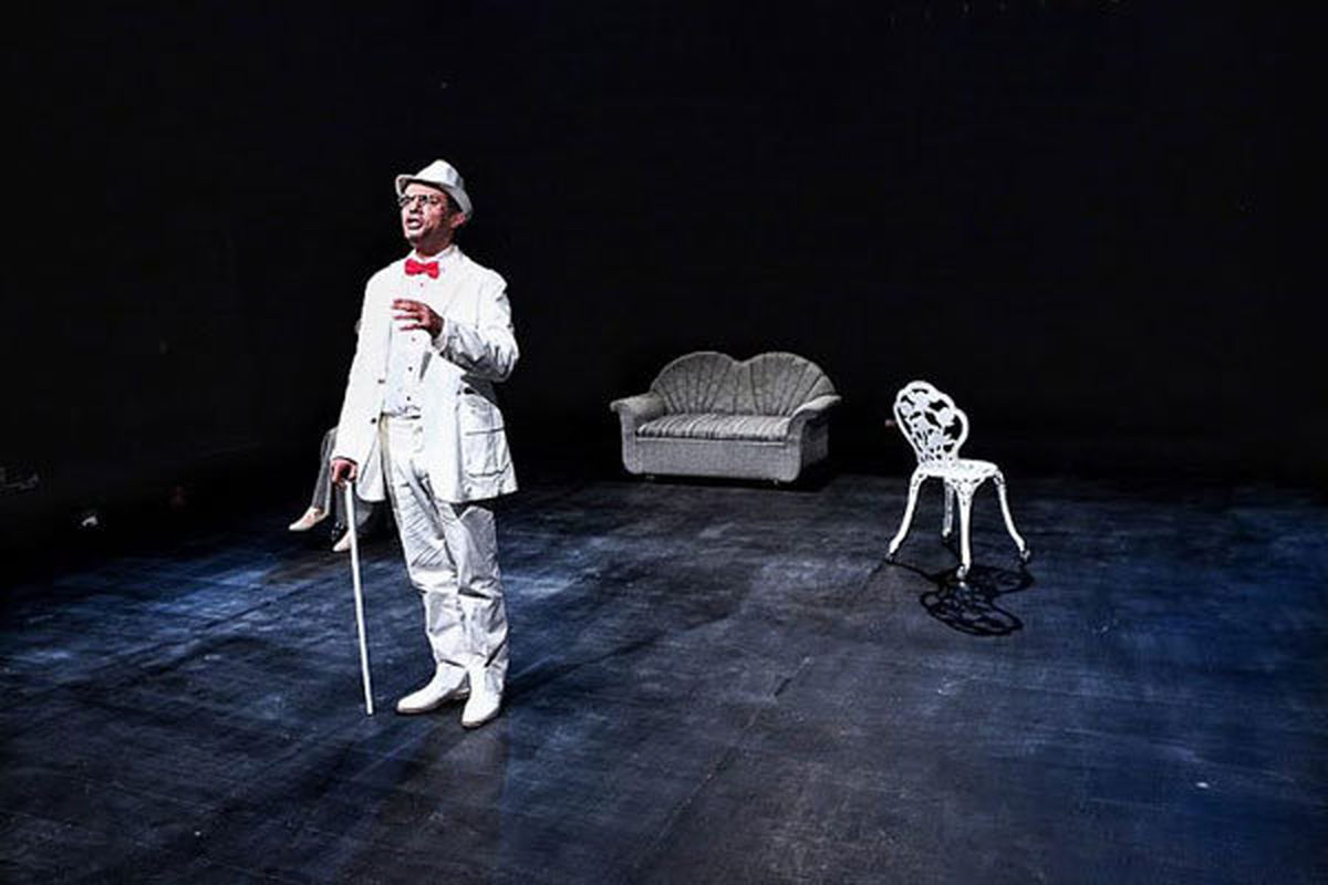 تماشای نمایش «بازی یالتا» براساس طرح «تئاتر برای همه»