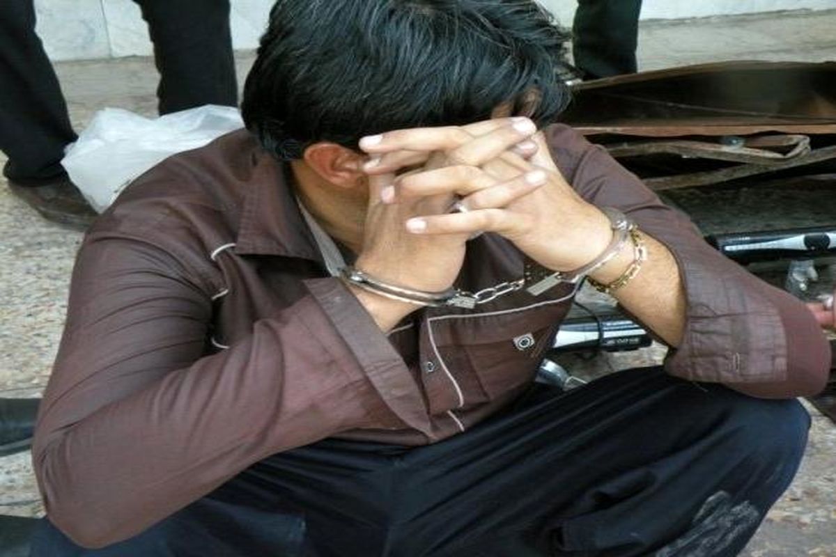 دستگیری سارق حرفه ای خودرو در بندرعباس