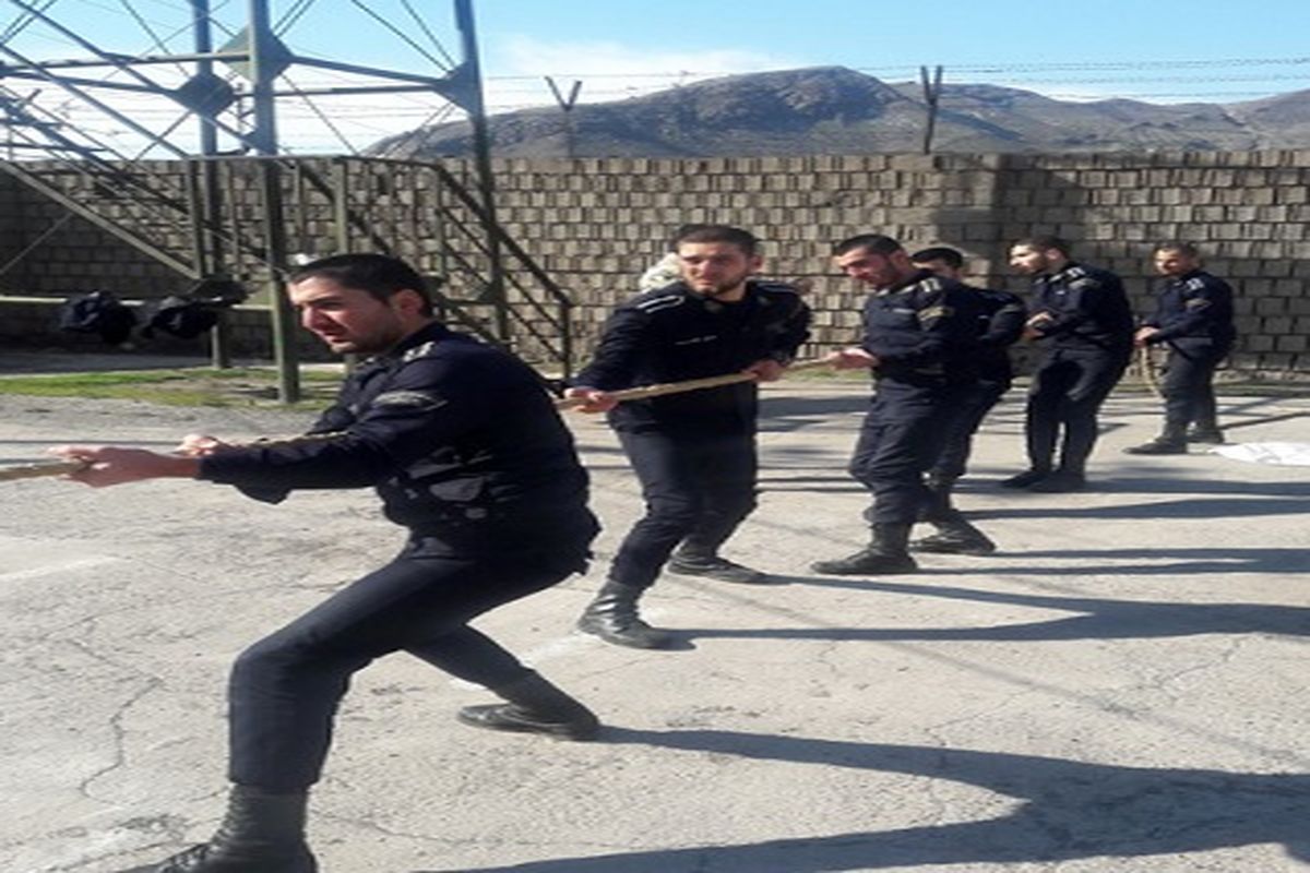 برگزار ی مسابقات بازیهای بومی محلی در زندان شهر منجیل شهرستان رودبار بمناسبت دهه مبارک فجر