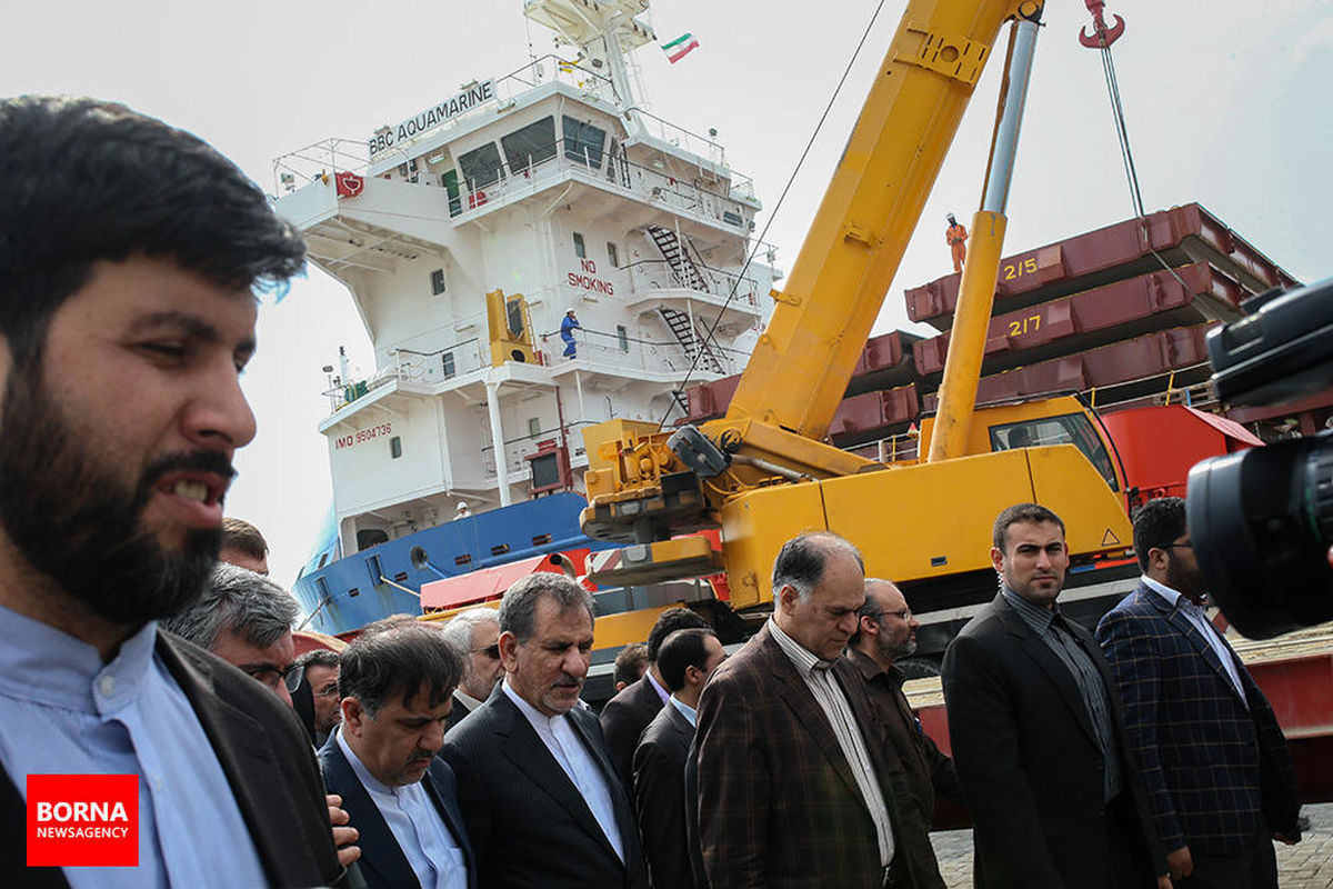 بازدید جهانگیری از تجهیزات استراتژیک بندر شهید بهشتی چابهار