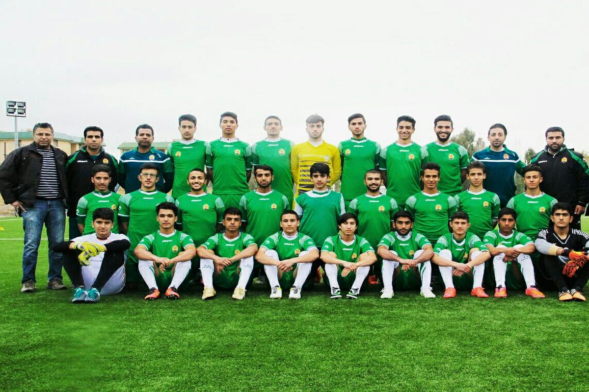 جشن قهرمانی جوانان تیم فوتبال حافظ در ورزشگاه دستغیب