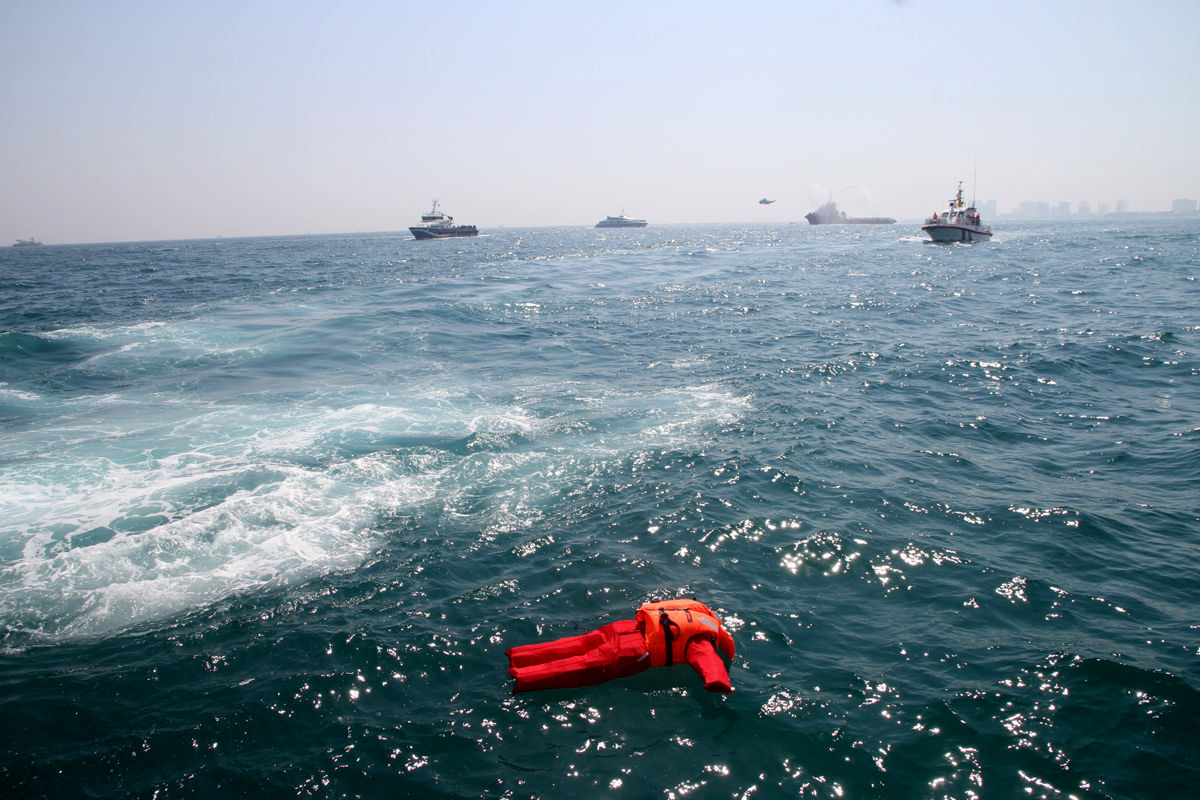 برگزاری نخستین مانور جست و جو و نجات دریایی در آب های کیش