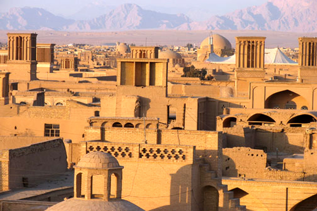 ارائه گزارش روند ثبت جهانی شهر یزد به رئیس سازمان میراث‌ فرهنگی