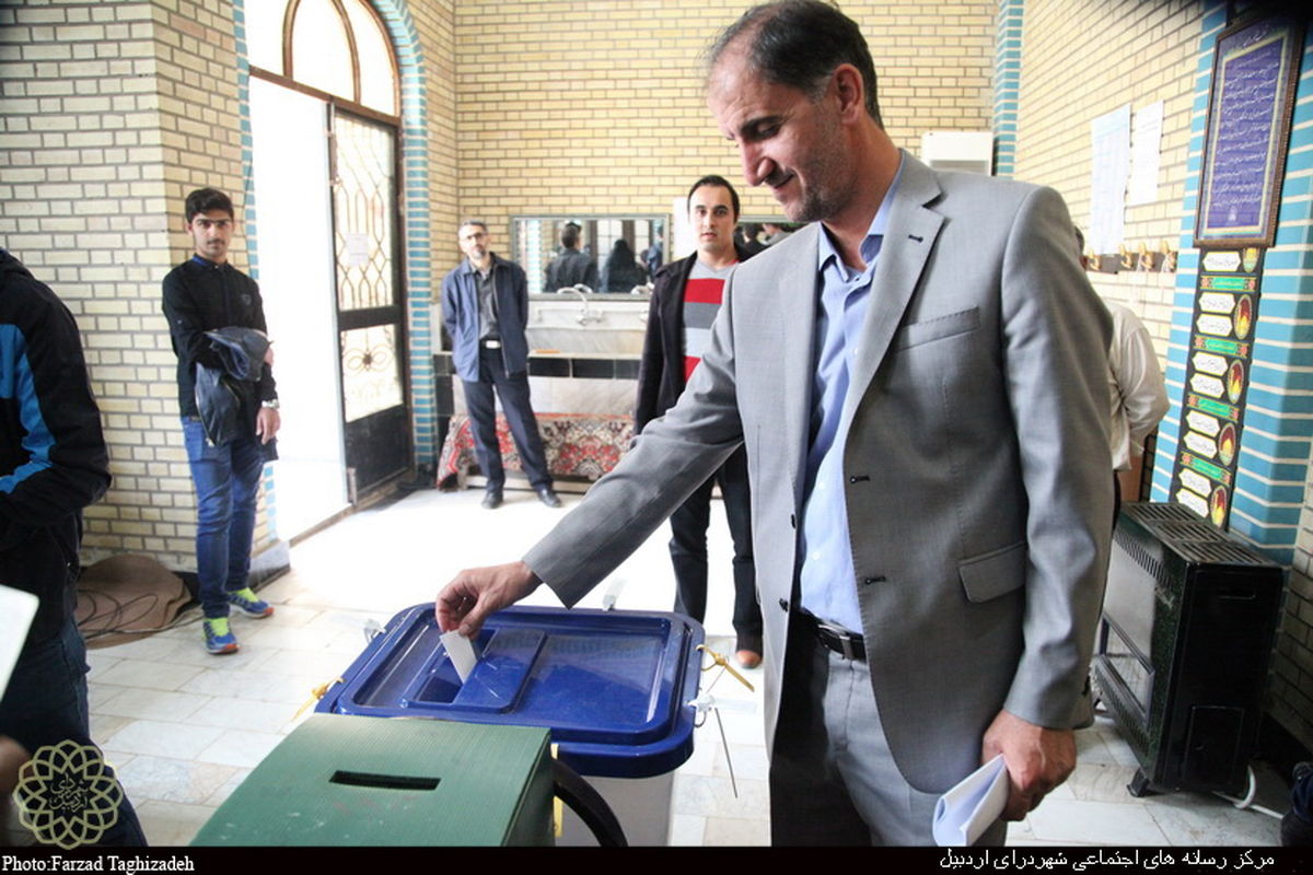 شهردار اردبیل روز شنبه با صدور پیامی از حضور حماسی و آگاهانه مردم اردبیل در مرحله دوم انتخابات مجلس دهم قدردانی کرد.