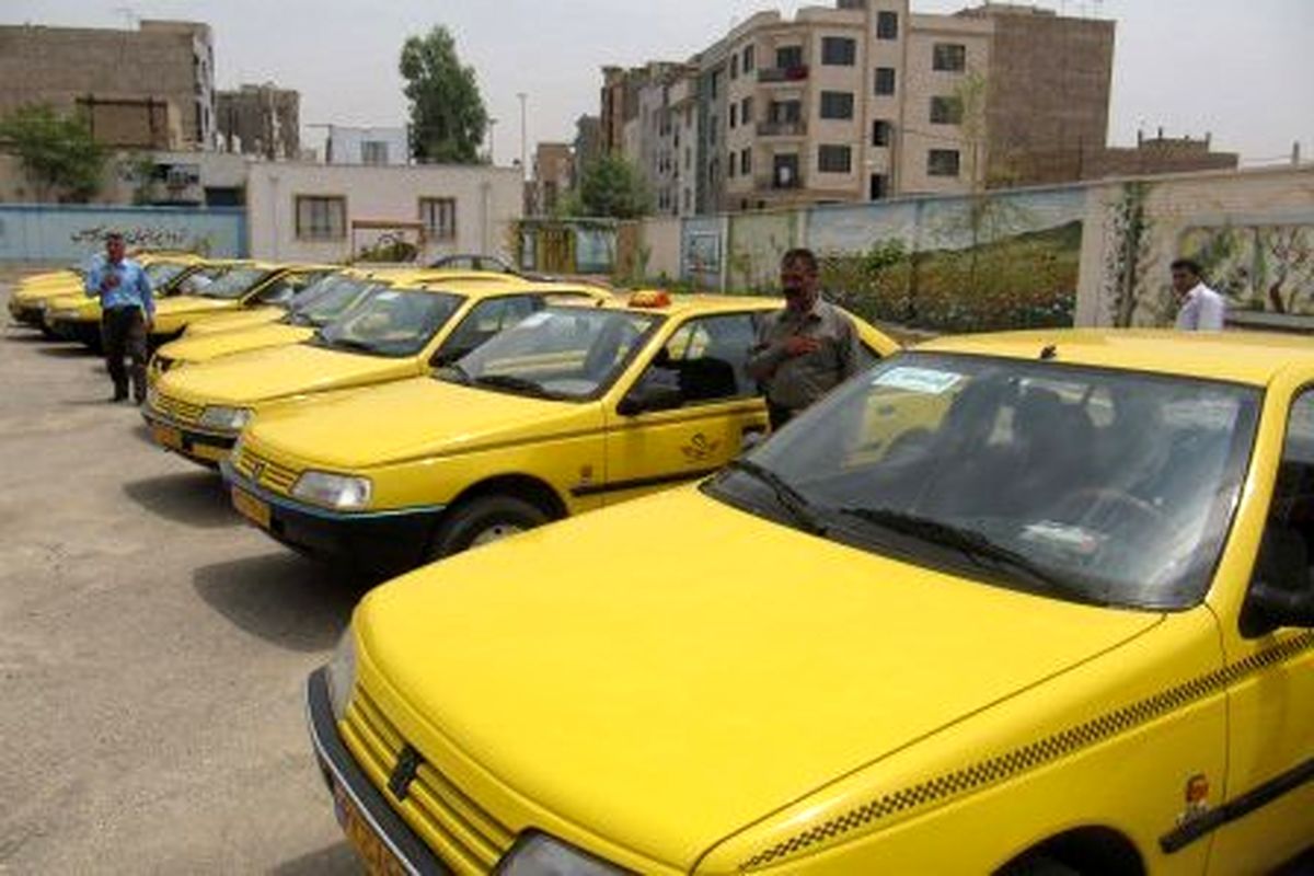 تجهیز تاکسی های منطقه ۷ تهران به دستگاه کارت خوان