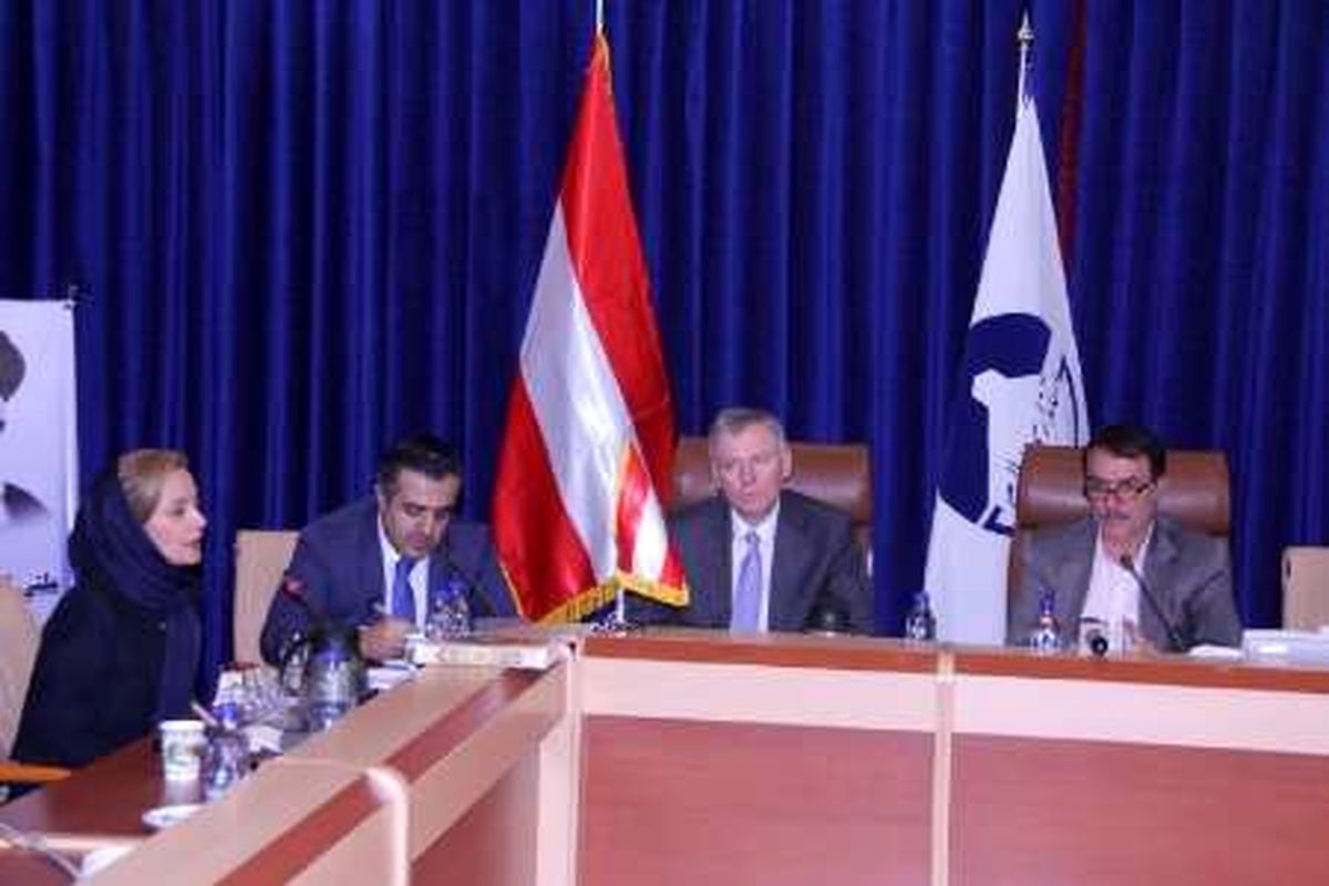 بانک های اتریشی مراوده با نظام بانکی ایران را از سرگرفته اند