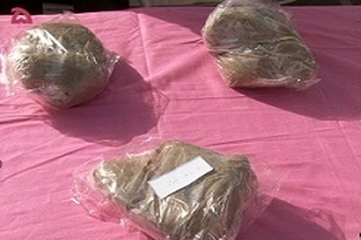کشف۵ کیلوگرم هروئین جاسازی شده در شکم چهار قاچاقچی در 