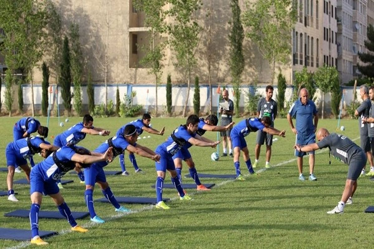 فوتبال ایران در جهت عکس فوتبال دنیا!