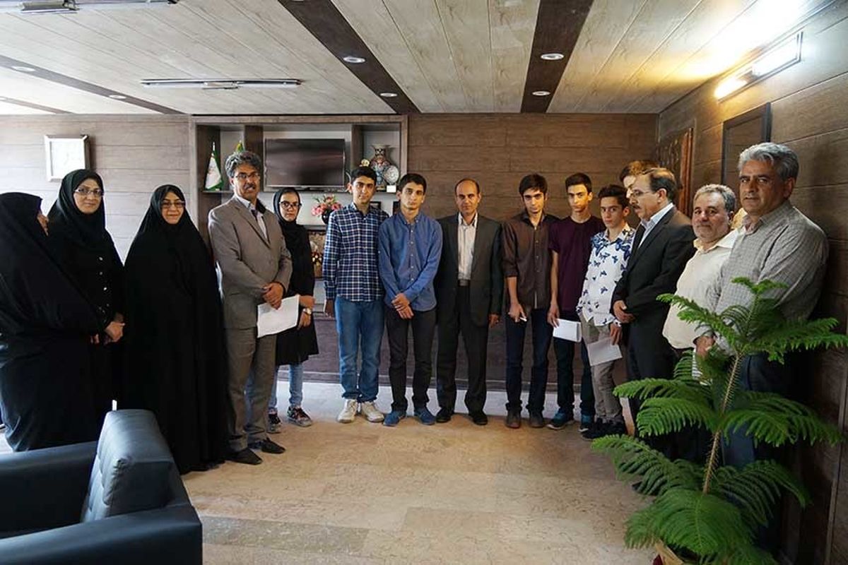 توانمندی دانش آموزان در عرصه های علمی و پژوهشی باید به باور عمومی تبدیل شود