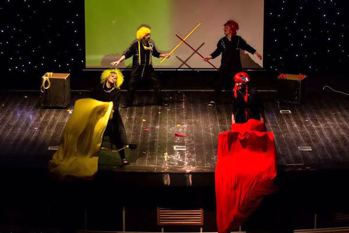 «مرز» به آلمان رفت/ «خروس می خواند» بازیگرانش را شناخت