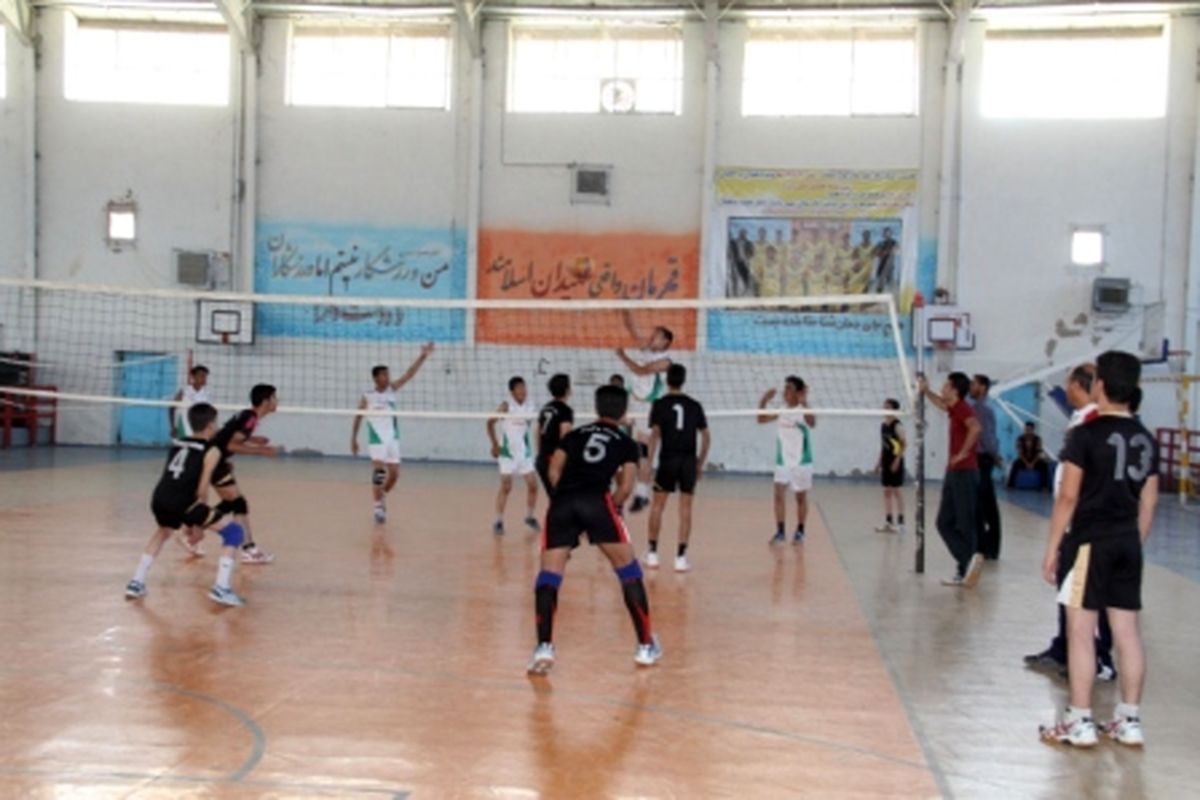 رقابتهای والیبال جام رمضان ادارات در یاسوج شروع شد