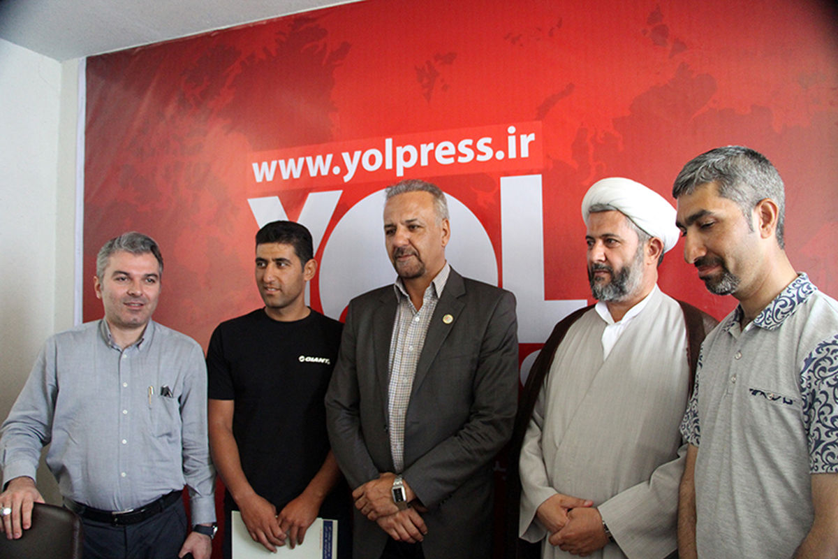 رکابزنی دوچرخه سواران بجنوردی برای دریاچه ارومیه