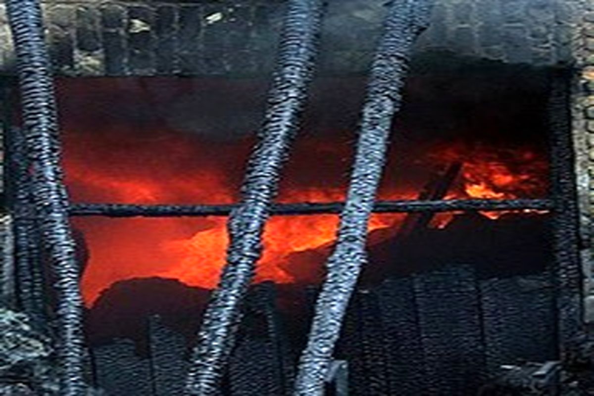 آتش سوزی در کارگاه بسته بندی ذغال مهار شد