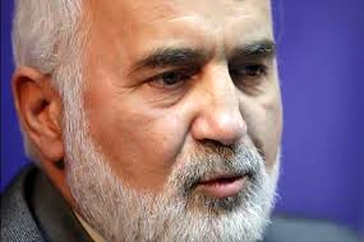 هرچه رسانه‌ها آزادتر، فساد سطحی‌تر و کمتر است