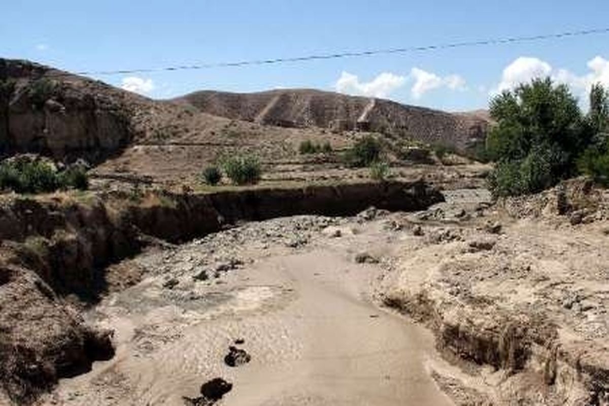 خسارت باران های رگباری به ۱۳ روستای مود