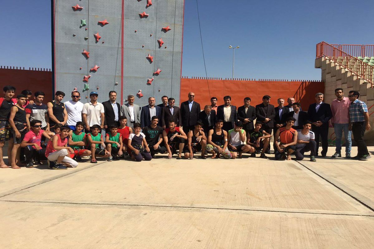 استاندار قزوین از اردوی تیم ملی سنگنوردی بازدید کرد