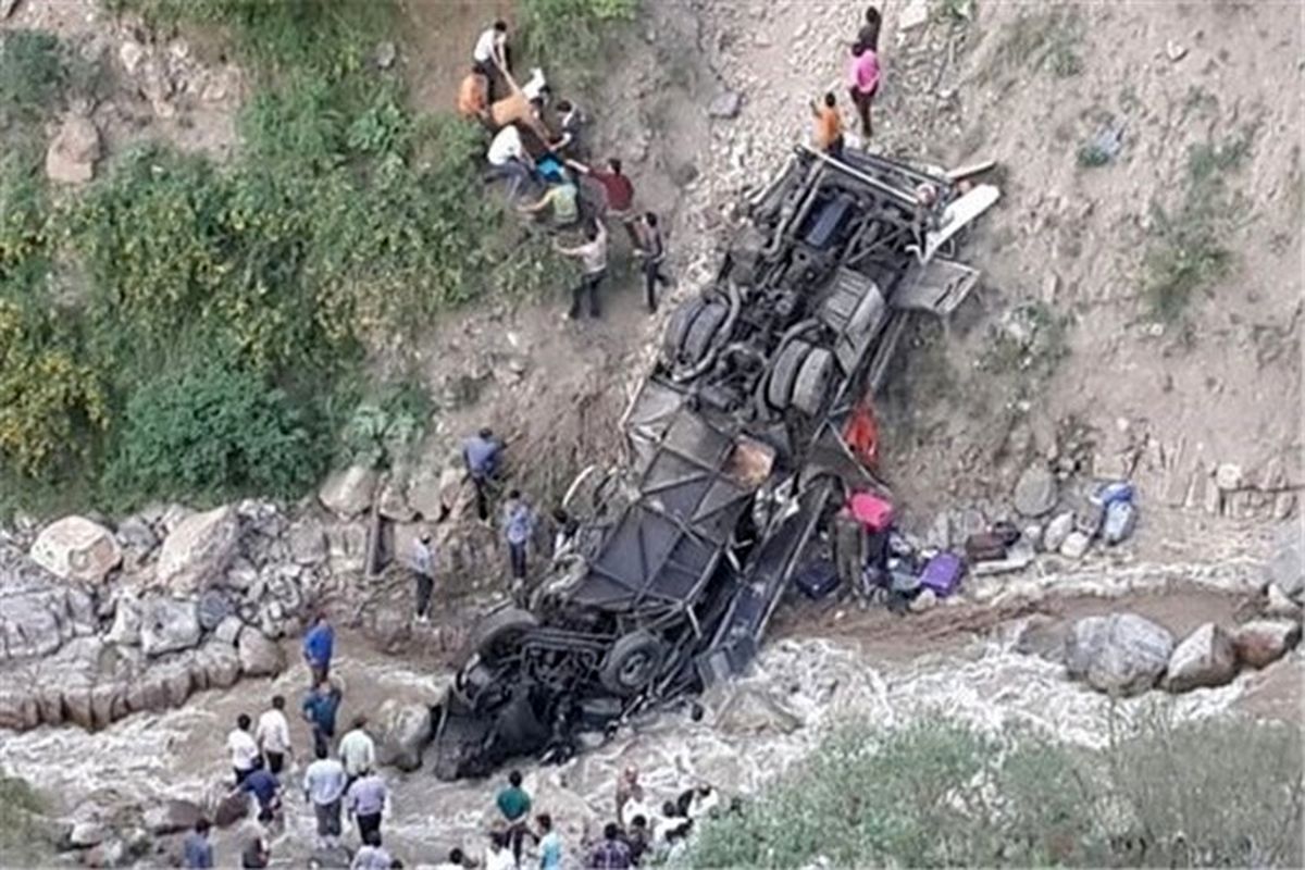 سقوط کامیون به دره یک کشته برجای گذاشت