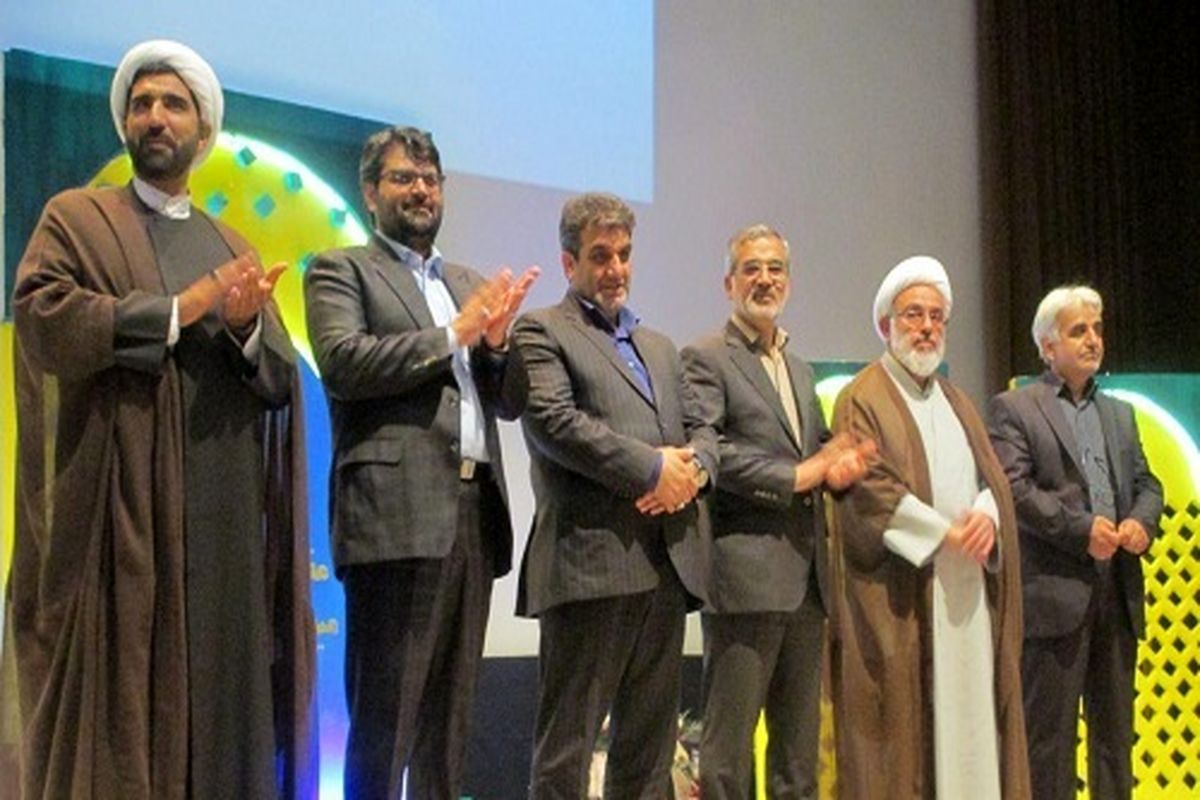 اختتامیه چهارمین جشنواره ملی خوشنویسی رضوی در کرج برگزار شد