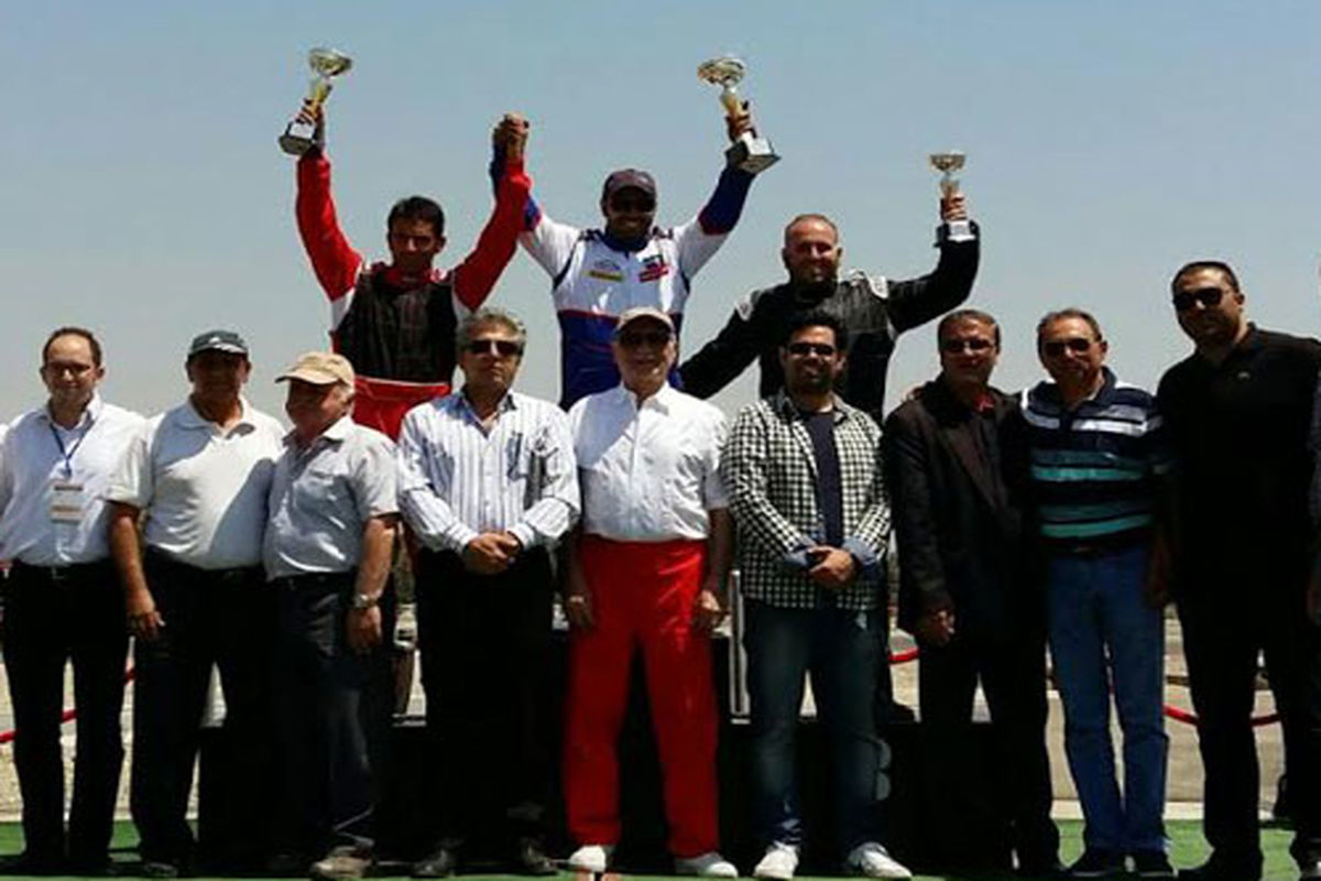 نایب قهرمانی اتومبیلران البرزی در مسابقات درگ کشور