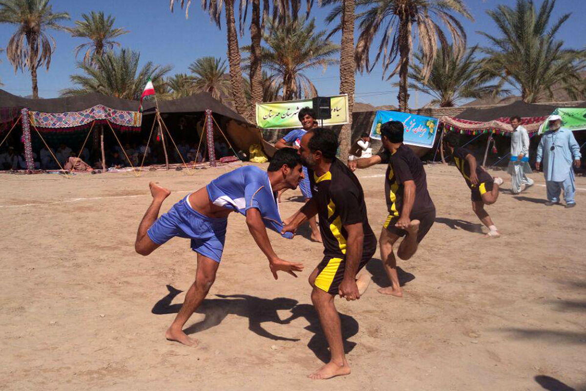 جشنواره بزرگ بازیهای بومی و محلی در سراوان