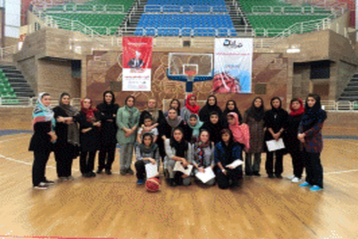 صومعه سرا قهرمان بسکتبال ٣نفره جوانان استان گیلان