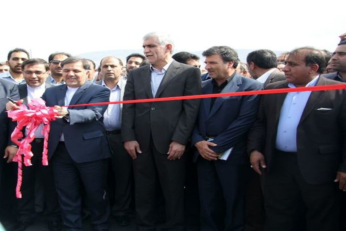 افتتاح پروژه های راه وشهرسازی فارس با حضور وزیر