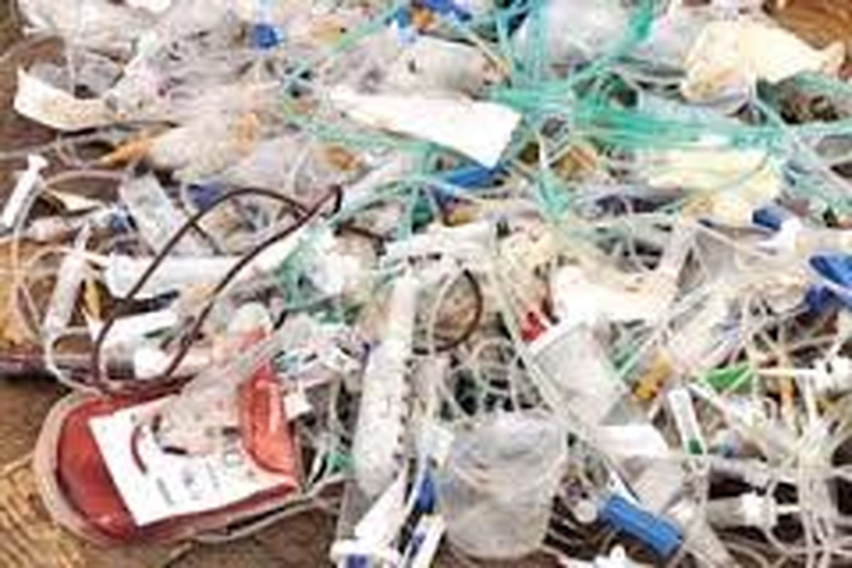 ساماندهی نامناسب زباله‌های پزشکی رودسر