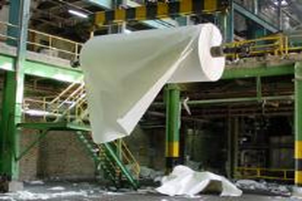 ورود ۱۳۰ هزار تن کاغذ به کشور به منظور تنظیم بازار