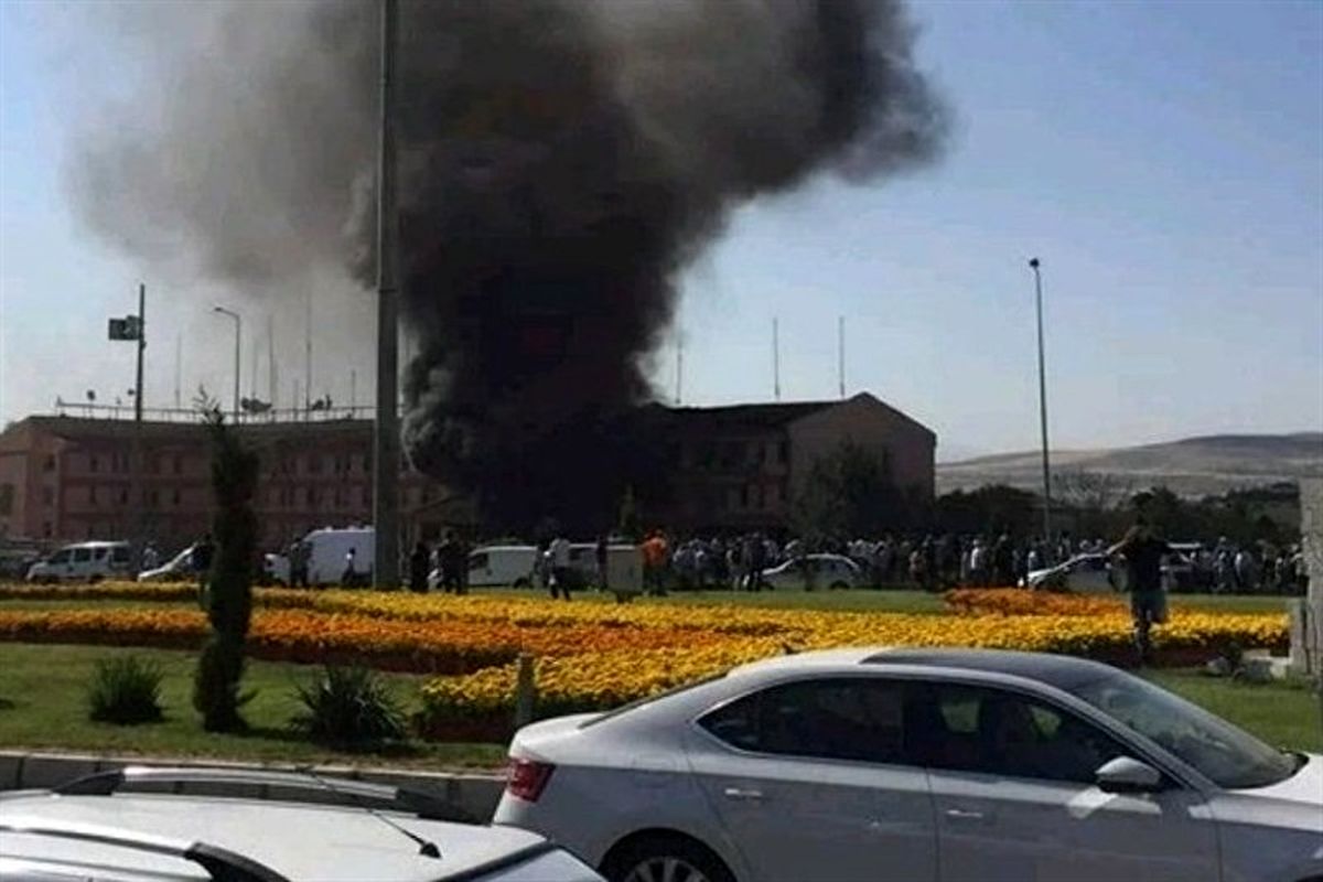 انفجار در مرکز پلیس ترکیه/ ببنید