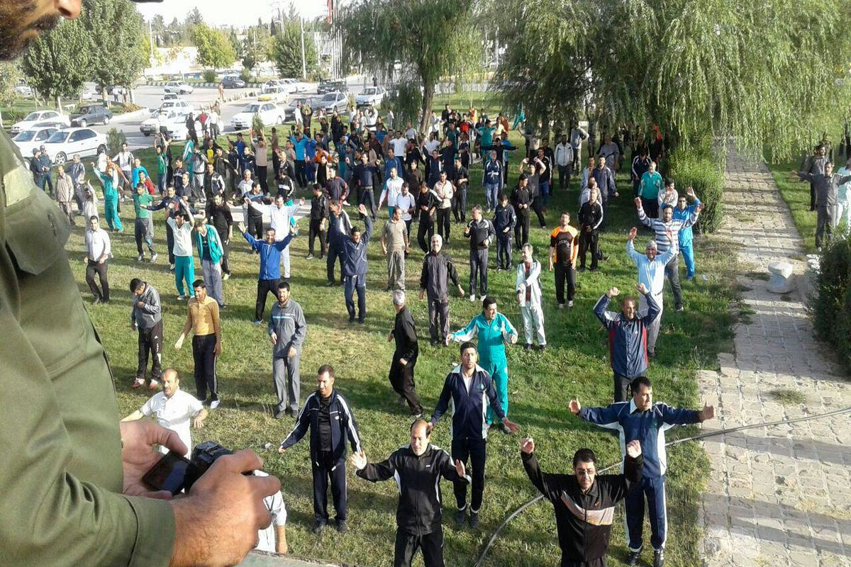 برگزاری ورزش صبحگاهی بمناسبت هفته ی نیروی انتظامی
