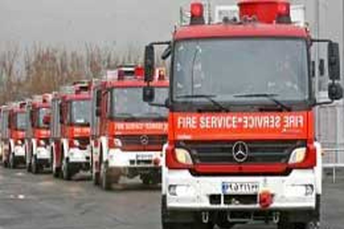 اکیپ‌های آتش‌نشانی در مناطق پرجمعیت شهر اردبیل مستقر شدند
