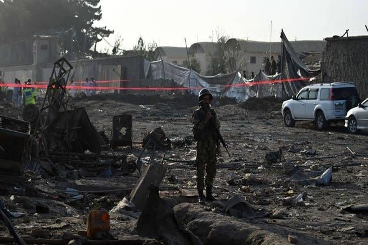 ۳۵ شبه نظامی کشته شدند / داعش مسئولیت انفجار را به عهده گرفت