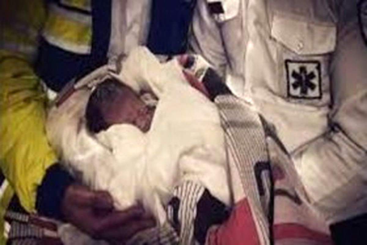 تولد یک نوزاد در آمبولانس ۱۱۵ زابل