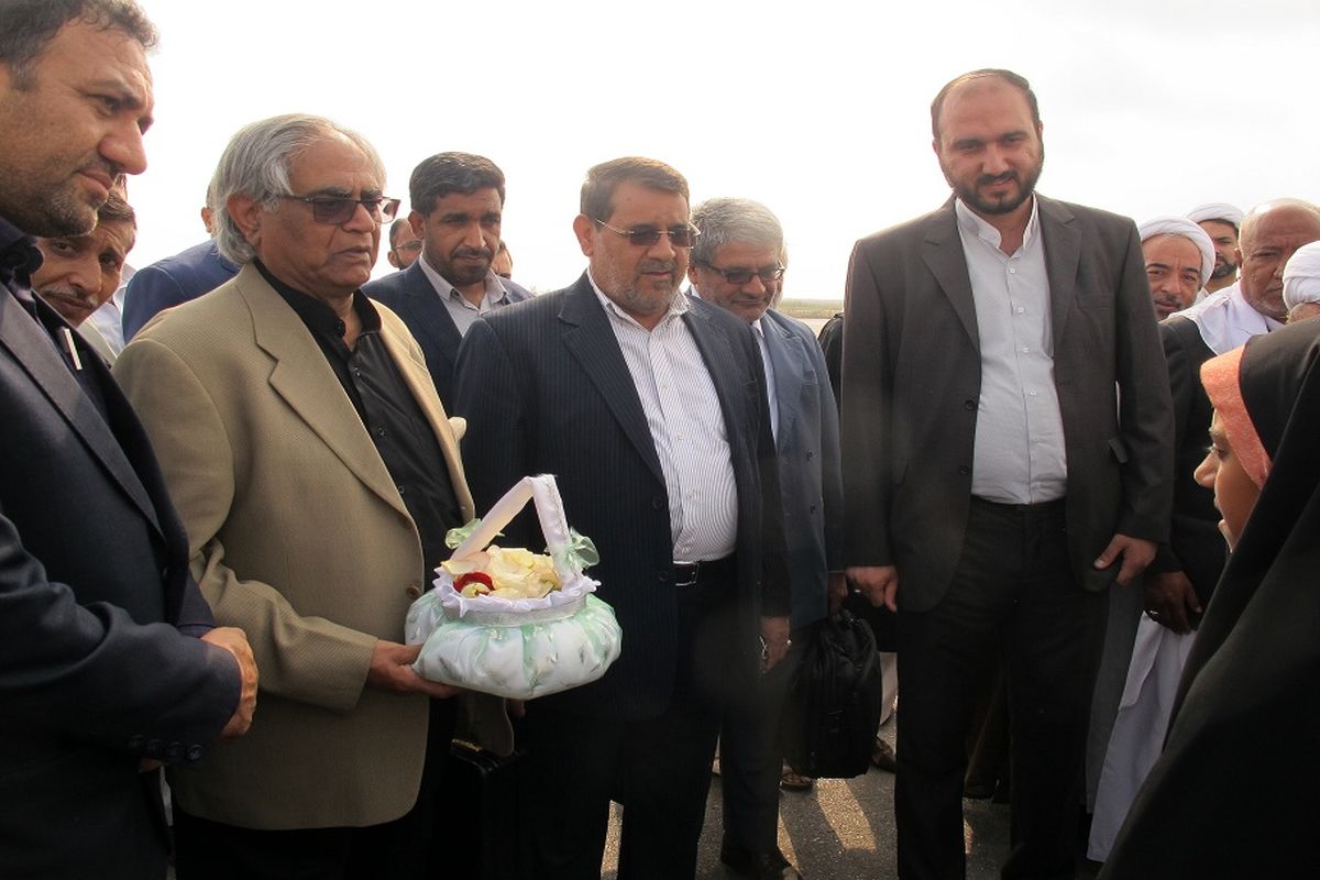مراسم استقبال از پیر غلامان و خادمان حسینی در فرودگاه بندرعباس