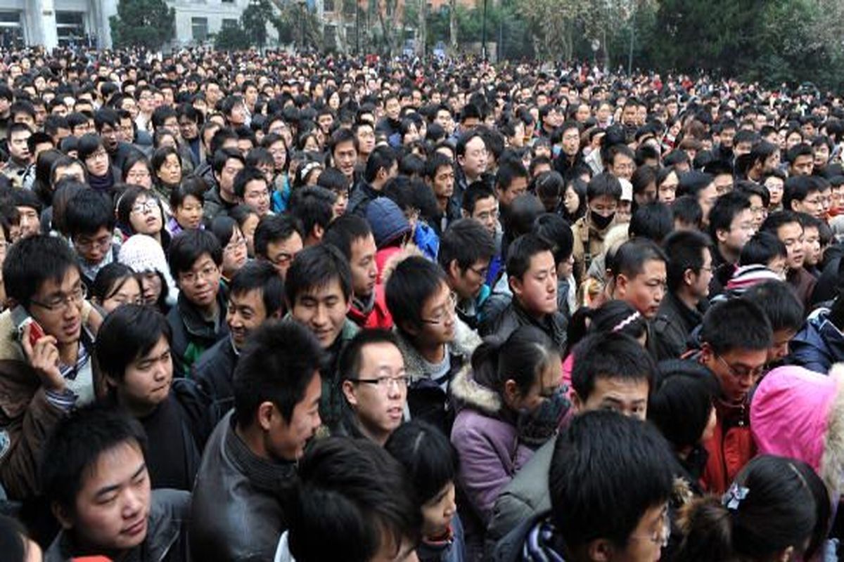 درآمد روزانه ۱۰۰ میلیون نفر از مردم چین!